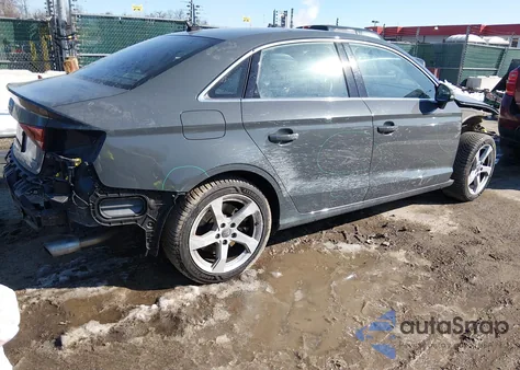 2019 Audi A3 45 Premium z USA, uszkodzony, nr VIN WAUBEGFF9K1018862